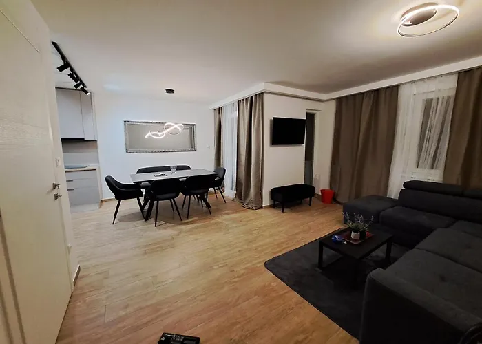 Zoya Del Mar Apartment Pula