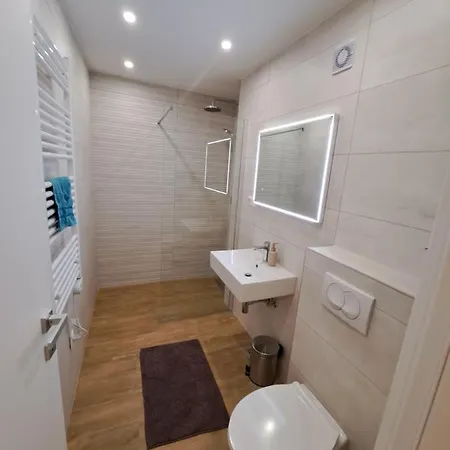 Zoya Del Mar Apartmán *