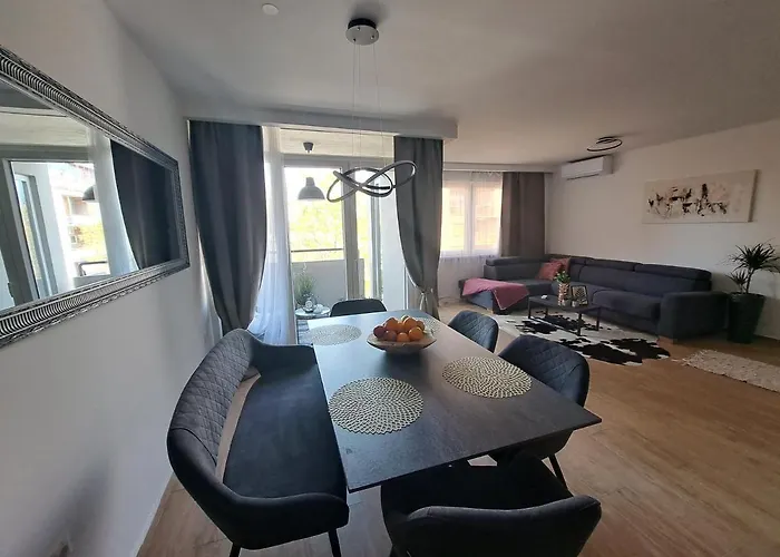 Apartment Zoya Del Mar